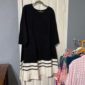 Eliza J Black and White 3/4 Sleeve Flowy Dress Size 18W